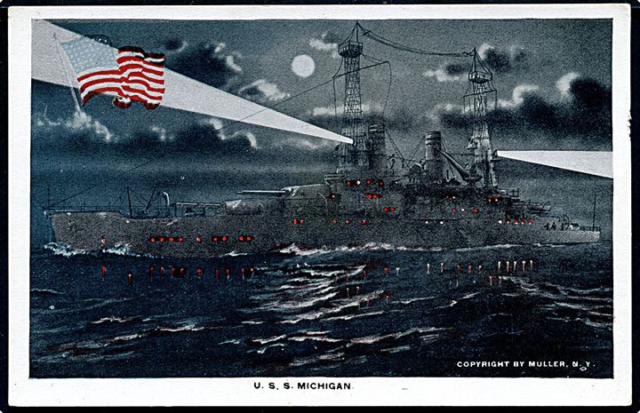 USS Michigan (BB-27) i mærke med projektørlys. 