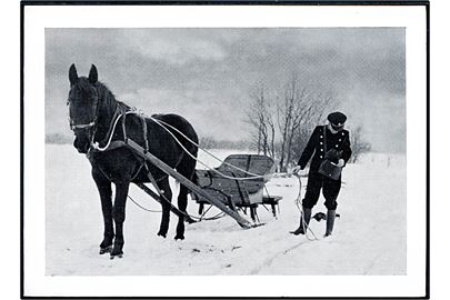 Postbud med heste trukket slæde. Fra omdeling i landdistrikterne under vinteren 1965-66. Dobbelt A6 kort u/no.  