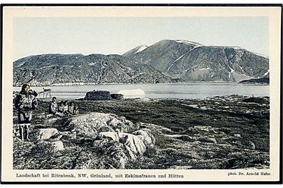 Ritenbenk. Eskimoer ved hytte. Brunner & Co. serie 84, no. 28.