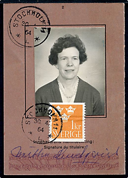 1 kr. Tre Kroner single på UPU Post-identitetskort for kvinde med foto og annulleret Stockholm d. 30.4.1964,