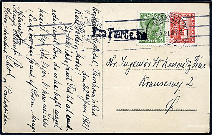 5 øre Chr. X og 10 øre Genforening på brevkort (HMS “Heimdal”) dateret krydseren “Heimdal”, Thorshavns Rhed d. 22.6.1921 annulleret Kjøbenhavn d. 25.6.1921 og sidestemplet “Fra Færöerne” til København. 