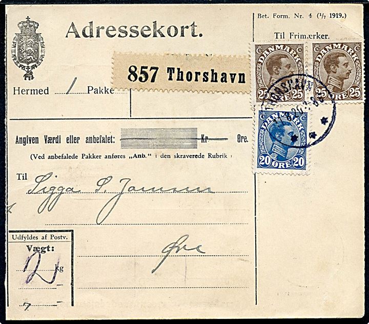 20 øre og 25 øre (2) Chr. X på 70 øre frankeret adresse-kort for pakke annulleret Thorshavn d. 11.8.1920 til Øre. 
