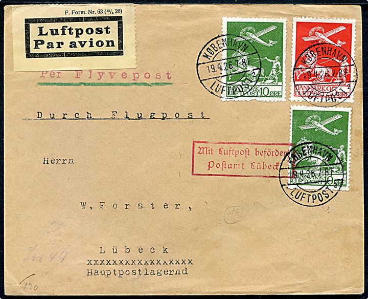 10 øre (2) og 25 øre Luftpost på 45 øre frankeret luftpost-brev annulleret København Luftpost sn2 d. 19.4.1926 til Lübeck, Tyskland. Rødt stempel: Mit Luftpost befördert. Postamt Lübeck.  