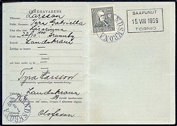 50 öre Linné stemplet Landskrona d. 7.8.1939 som gebyr på Nordisk Resekort for kvinde med visering fra Tornio d. 15.8.1939. Flot kvalitet.