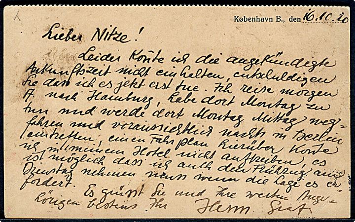 10 øre Genforening og 20 øre Chr. X på luftpost brevkort fra Kjøbenhavn d. 16.10.1920 til Berlin, Tyskland. Ank.stemplet Berlin Luftpost. Med flyvningen d. 16.10.1920 blev ialt 262 forsendelser luftpostbefordret - heraf kun 15 brevkort.