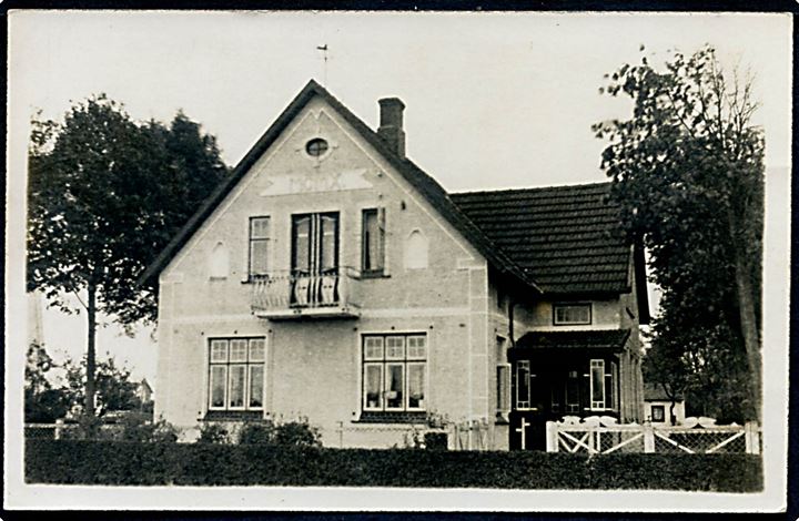 10 øre Bølgelinie på brevkort fra Tandslet annulleret med godt bureaustempel Sønderborg - Mommark Færge T.27 d. 31.12.1929 til Blans-Østermark pr. Avnbøl.