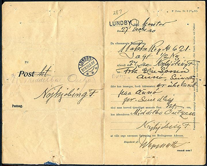 Afsender Erklæring P. Form. Nr. 8 (17/2 17) fra Lundby d. 27.12.1920 for uanbringelig pakke fra Nykjøbing F. til Aunø. Returneret med anvisning fra afsender om efter-sendelse til Klarskov. Påsat både 20 øre Chr. X stemplet Nykjøbing Falster d. 7.1.1921 og 25 øre Chr. X stemplet Lundby d. 5.1.1921. Interessant.