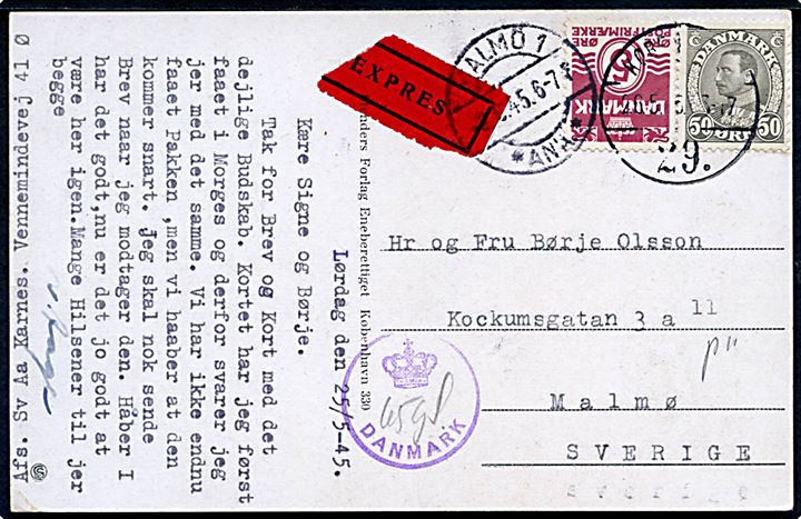 5 øre Bølgelinie og 50 øre Chr. X på ekspres brevkort fra København d. 26.5.1945 til Malmö, Sverige. Tidlig dansk efterkrigscensur med stempel (krone)/Danmark og håndskrevet censur-nr. 65 og signatur. 