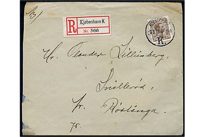 25 øre Chr. X single på anbefalet brev fra Kjøbenhavn d. 9.3.1918 til Röslånga, Sverige. Skåret i venstre side.