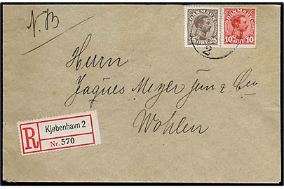10 øre og 25 øre Chr. X på anbefalet brev ra Kjøbenhavn d. 30.11.1917 til Wohlen, Schweiz. Kuvert skåret i toppen.
