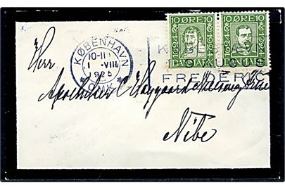 10 øre Chr. IV og 10 øre Chr. X Postjubilæum i sammentrykt parstykke på lille sørgekuvert fra København d. 1.8.1925 til Nibe.