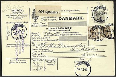 20 øre (par) og 50 øre Chr. X på internationalt adressekort for pakke fra Kjøbenhavn d. 25.2.1924 til Stockholm, Sverige.