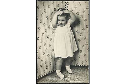 Dronning Margrethe som barn. Fotokort Kehlet foto/Stenders no. 4091.