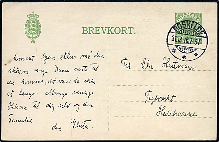 5 øre Chr. X helsagsbrevkort med håndtegnet pige fra Roskilde d. 31.12.1916 til Hedehusene. 