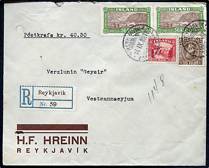 10 aur Chr. X, 20 aur Gullfoss og 50 aur Landskab (par) på 130 aur frankeret anbefalet brev med postopkrævning fra Reykjavik d. 14.9.1933 til Vestmannaøerne. Et mærke med rift og 2 lukkede arkivhuller.