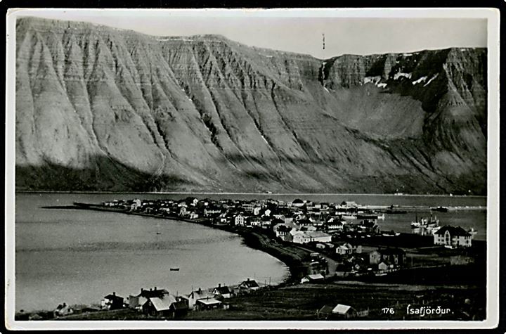 Isafjordur, udsigt over byen. H. Arnason no. 176.