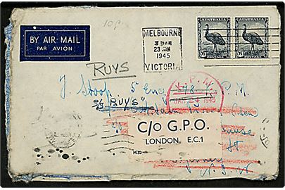5½d Emu i parstykke på luftpostbrev fra Melbourne d. 23.1.1945 til sømand ombord på det hollandske skib S/S Ruys via Sydney, New South Wales - eftersendt med rødt rederi stempel K.P.M. (= Koninklijke Paketvaart Maatschappij) d. 24.1.1945 med etiket C/o G.P.O. London E.C.1 og ank stempel i London d. 16.4.1945. Slidt kuvert.