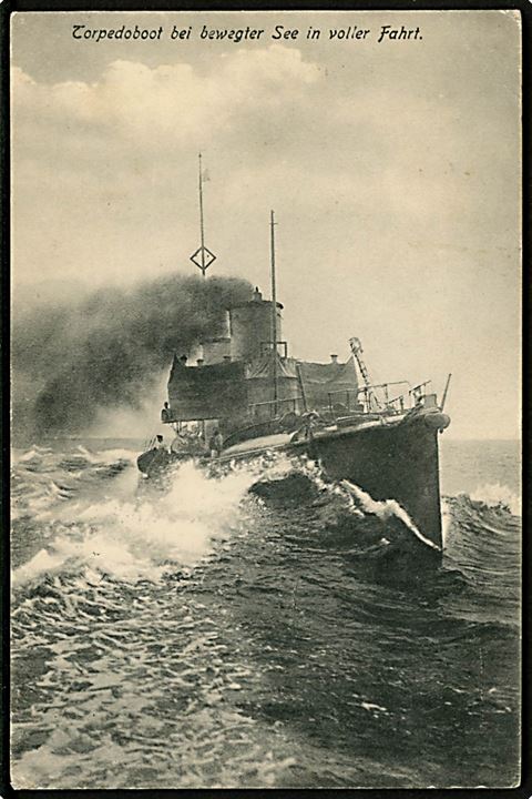 Tysk torpedobåd ved høj fart. H. Edlefsen no. 356.