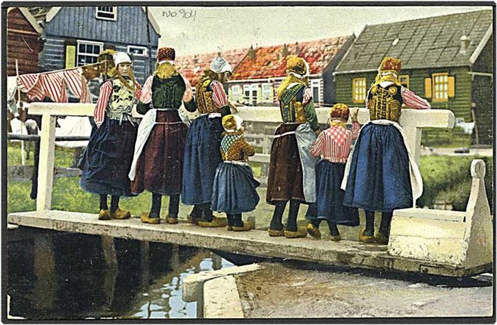 5 c Wilhelmina på postkort fra Sloten, Holland d. 1.1. 1911 til København. Ubekendt og returneret med vignet: “Ubekjendt. / inconnu.” og rammestempel: “Retour”.