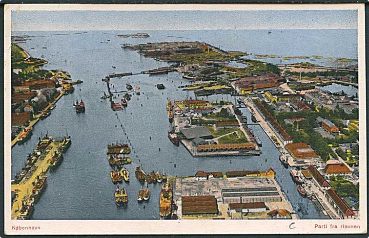 15 øre Karavel på brevkort (Parti fra Københavns havn) annulleret med bureaustempel Kjøbenhavn - Warnemünde T.93 d. 14.5.1930 til Wien, Østrig.