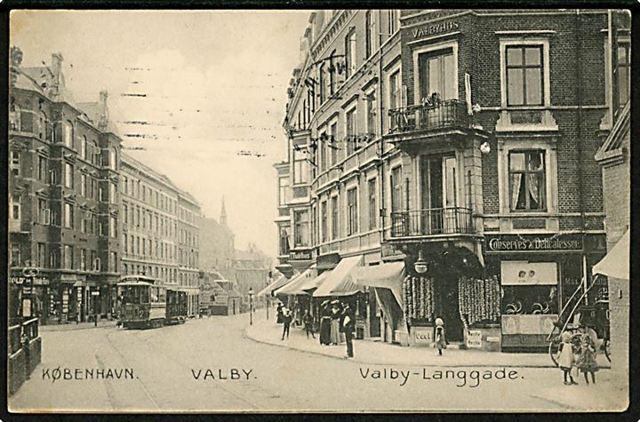 Valby Langgade 68 “Valbyhus” hj. Mosedalvej med sporvogn linie 2. Stenders no. 11207. Kvalitet 7