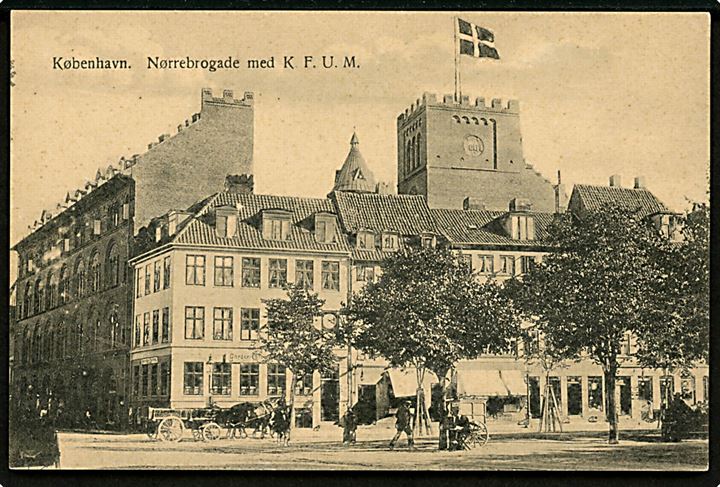 Nørre Voldgade med KFUM bygningen i baggrunden. Fejltrykt “Nørrebrogade”. Fritz Benzen no. 185. Kvalitet 8