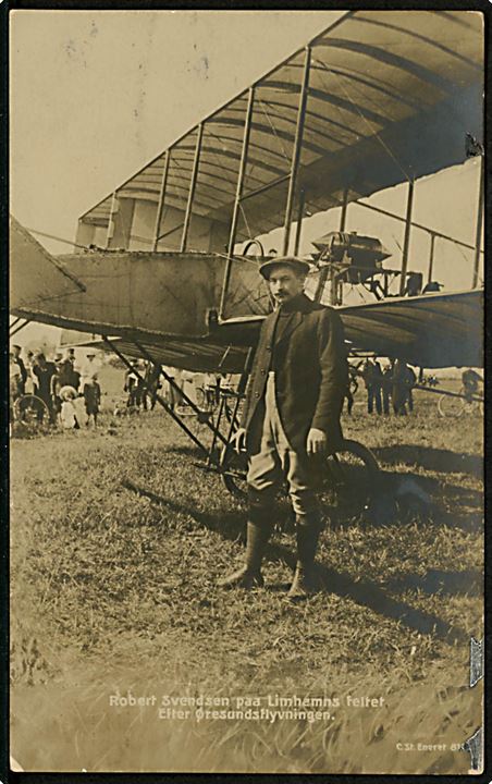 Robert Svendsen i Linhamn efter Øresundsflyvningen d. 17.7.1910. Stenders no. 813. Anvendt 1911. Kvalitet 7