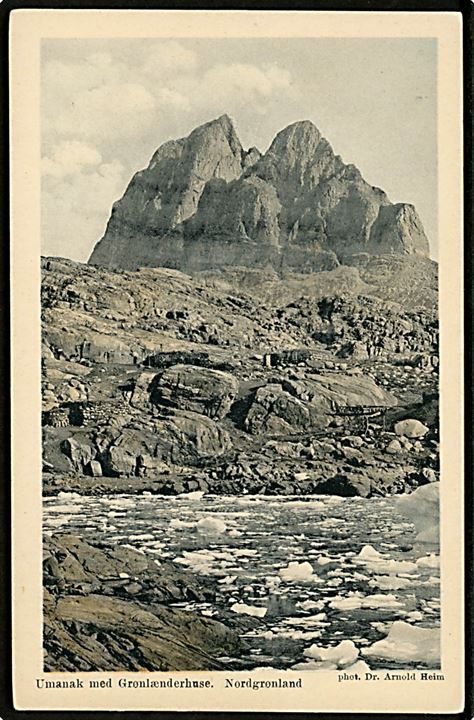 Umanak med grønlænderhuse., Nordgrønland. Dr. A. Heim. Brunner & Co, serie 84 D 35.