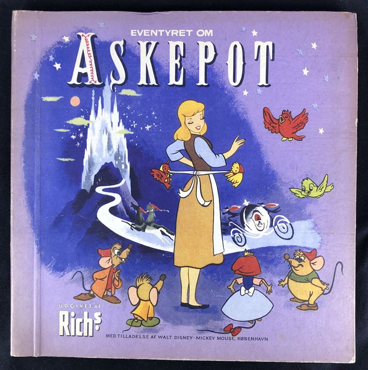 Walt Disney. Eventyret om Askepot. Komplet Richs album på 38 sider med alle 196 samlemærker indklæbet.
