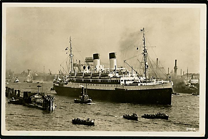 15 pfg. Hindenburg på brevkort (Hamburg havn) annulleret med skibsstempel Deutsche Schiffspost MS Monte Rosa London-Reise d. 12.8.1936 til Herning, Danmark.
