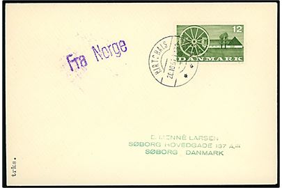 12 øre Landbrug på filatelistisk tryksag annulleret Hirtshals d. 20.10.1961 og sidestemplet med violet skibsstempel Fra Norge til Søborg.
