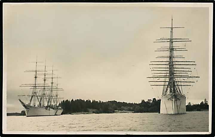 Viking, tidl. dansk skoleskib og Aventi i Mariehamn på Aalandsøerne. Fotokort u/no. anvendt fra Belgien 1936.