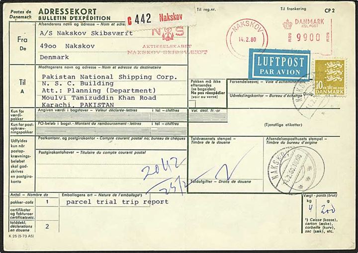 99 kr. Firmafranko stempel fra Nakskov Staalskibsværft d. 14.2.1980 og 10 kr. Rigsvåben stemplet Nakskov d. 14.2.1980 på internationalt adressekort for luftpostpakke til Karachi, Pakistan.