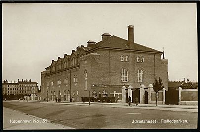 Købh., Idrætshuset i Fælledparken. P. Heckscher no. 151.