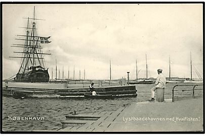Købh., Lystbådehavnen med tidl. Grønlandsskib Hvalfisken benyttet som klubhus for KAS (Københavns Amatør Sejlklub) 1902-1915. A. Vincent no. 130.