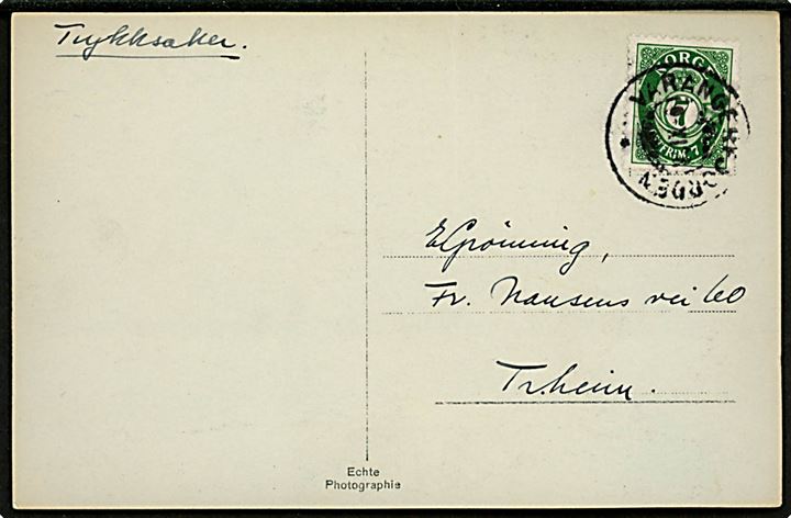 7 øre Posthorn single på brevkort sendt som tryksag og annulleret med sejlende postkontor Varangerfjorden * d. 9.11.1928 til Trondheim. 
