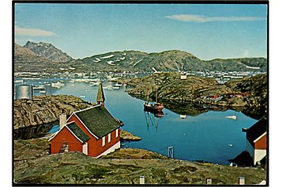 Grønlandsk fjord med kirke og fiskefartøj. Brugt i Narssarssuaq. G.I.R. Barfod & Co. u/no.