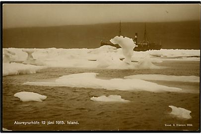 Varø, S/S, Knut Knutsen A/S i Haugesund, i neutralitetsbemaling ved Akureyri d. 12.6.1915. H. Einarsson no. 2259.