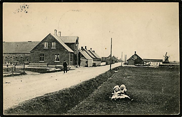 5 øre Fr. VIII på brevkort (gadeparti) annulleret med stjernestempel KRIK og sidestemplet Vestervig d. 13.7.1910 til København.