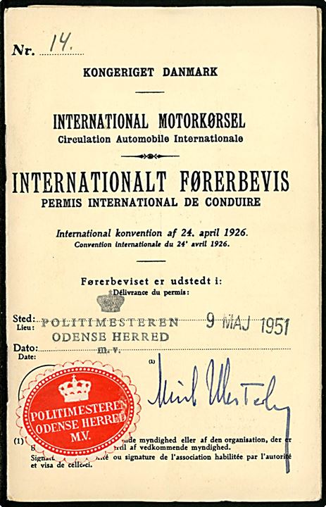 Internationalt Førerbevis med fotografi udstedt i Odense d. 9.5.1951.