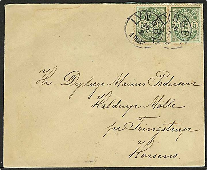 5 øre Våben i parstykke på brev annulleret med lapidar Lyngby d. 16.3.1904 til Haldrup Mølle pr. Tvingstrup, Horsens.
