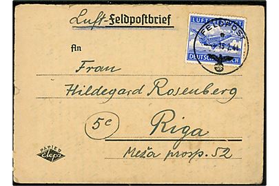 Luftfeldpost mærke på Feltpost korrespondancekort sendt som luftfeldpost stemplet Feldpost d. 15.2.1944 til Riga, Letland. Interessant brug af Postleitzahl 5c for Letland. Sendt fra soldat ved feldpost no. 07725 = Feldpostamt 519.