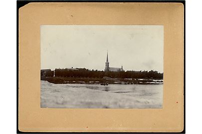 Fakse Ladeplads, Hylleholt kirke. Kartonkort med fotografi. U/no.