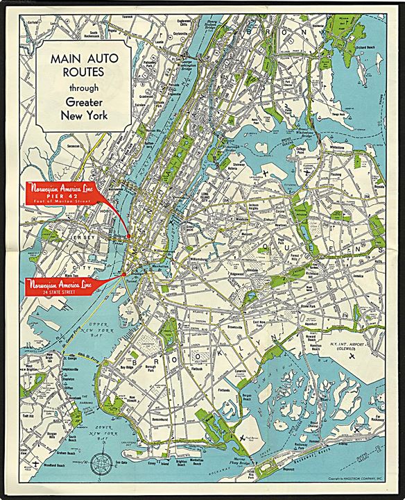 Norsk Amerika Linie vejledning i at finde kajpladsen Pier 42 North River i New York. Foldet by og landkort og beskrivelse af rederiets fartøjer. 
