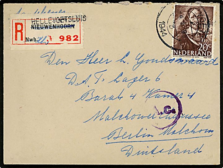 20 c. single på anbefalet brev fra Hellevoetsluis d. 4.1.1944 til DAF Lager 6 i Berlin, Tyskland. Passér stemplet Ac fra Köln.