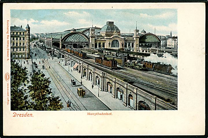 Tyskland, Dresden, Hauptbahnhof med damptog. 
