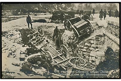 Ødelagt italiensk ammunitionskolonne på Isonzo fronten 1917.