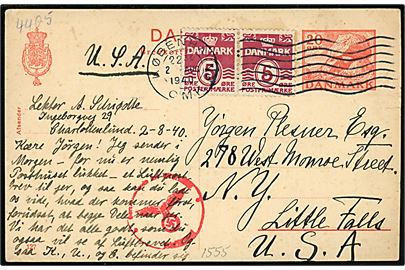 20 øre Kæmpehøj helsagsbrevkort (fabr. 127) opfrankeret med 5 øre Bølgelinie (par) fra København d. 2.8.1940 til Little Falls, USA. Tysk censur.