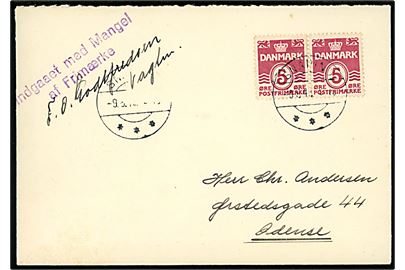 5 øre Bølgelinie i parstykke på brev annulleret Snapind d. 9.5.1940 til Odense. Violet stempel Indgaaet med Mangel af Frimærke. Bagklap klippet. 