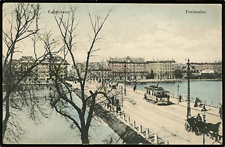 Fredensbro med sporvogn og udsigt til Fredensgade. Sk. B. & Kf. no. 2917 med glimmer.  Kvalitet 8